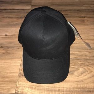 EN.ES culture Kings black gold strap back hat cap